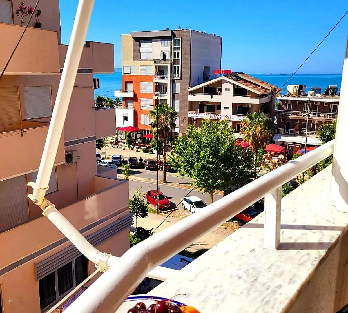 Amaris Apartment Durres 0*,